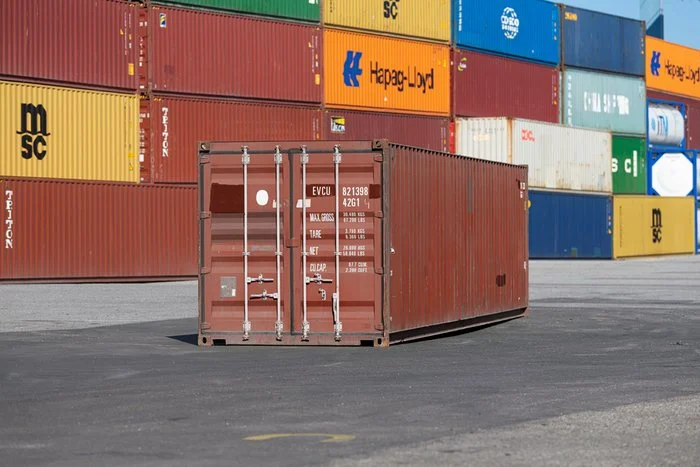 40ft Used Wind and Watertight Shipping Container – Red